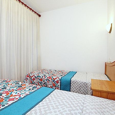 Apartaments Nautic Lloret de Mar Szoba fotó