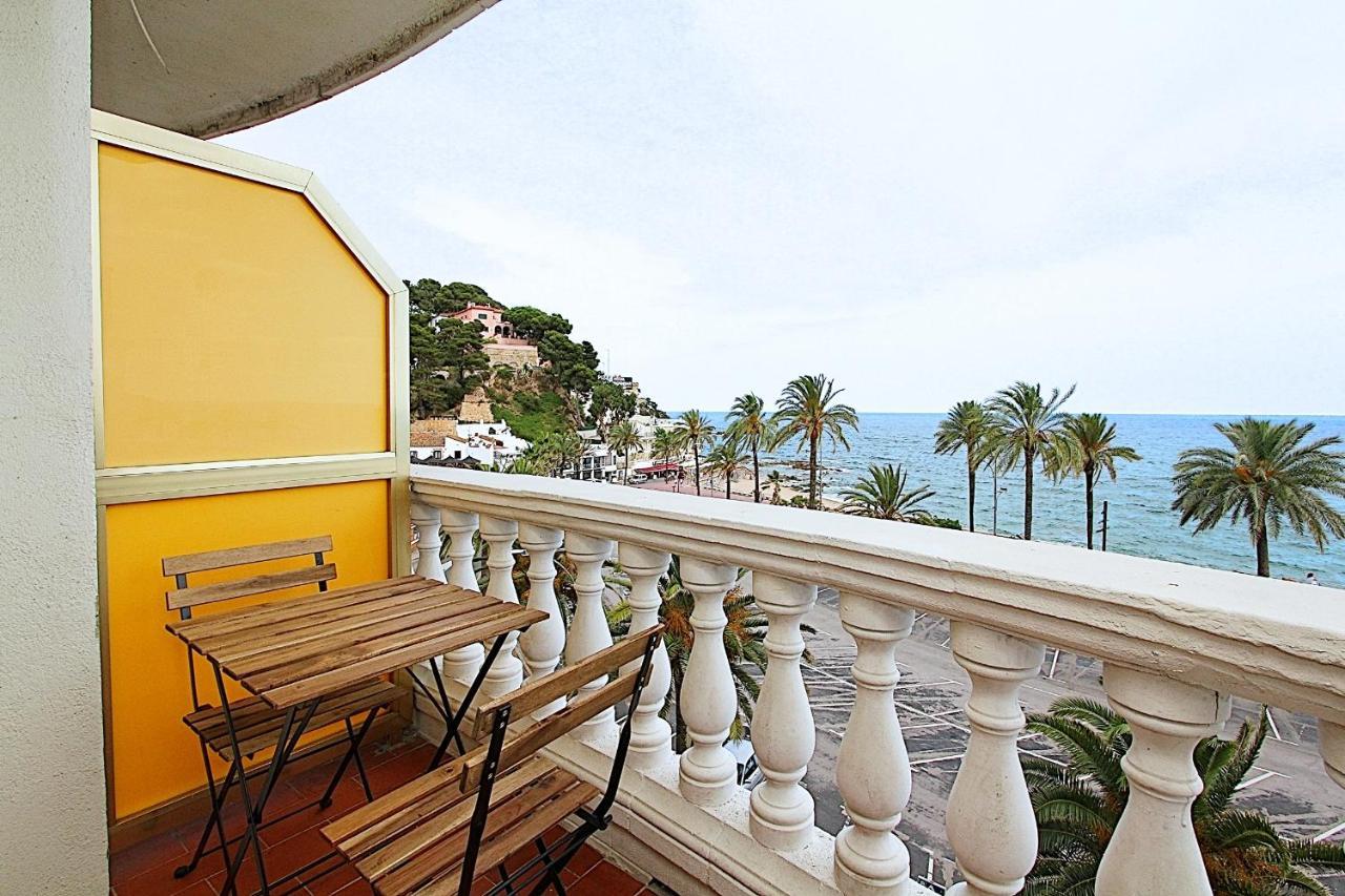 Apartaments Nautic Lloret de Mar Kültér fotó