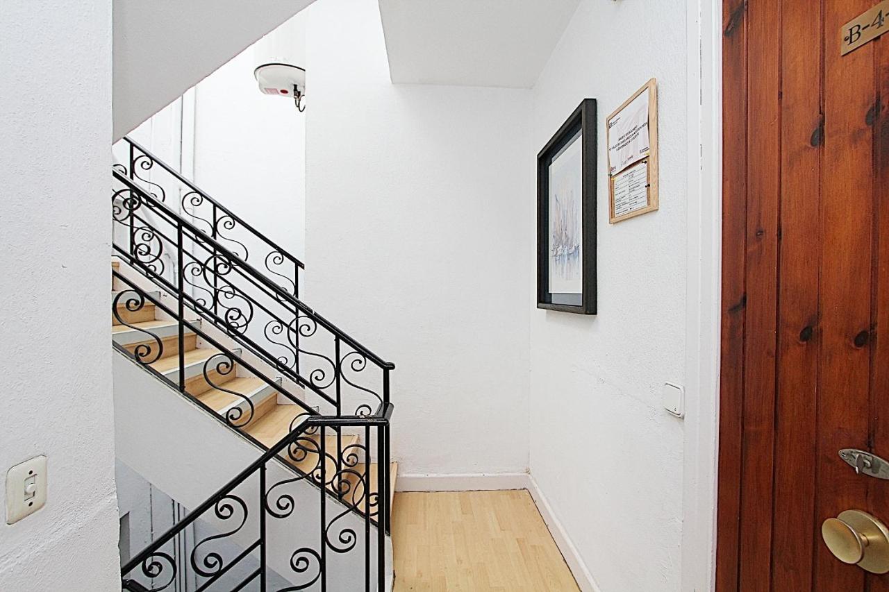 Apartaments Nautic Lloret de Mar Kültér fotó
